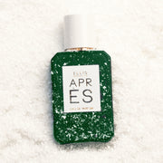 Après 50 ml d'Eau de Parfum dans la neige avec la neige couvrant légèrement le flacon.