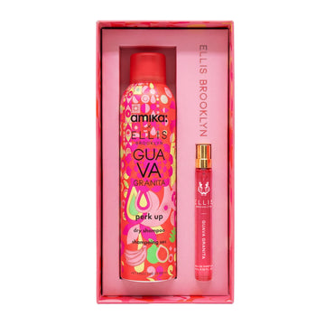Coffret cadeau Amika x Ellis Brooklyn GUAVA GRANITA Shampooing sec Perk Up et GUAVA GRANITA Eau de Parfum 10 ml sur fond blanc